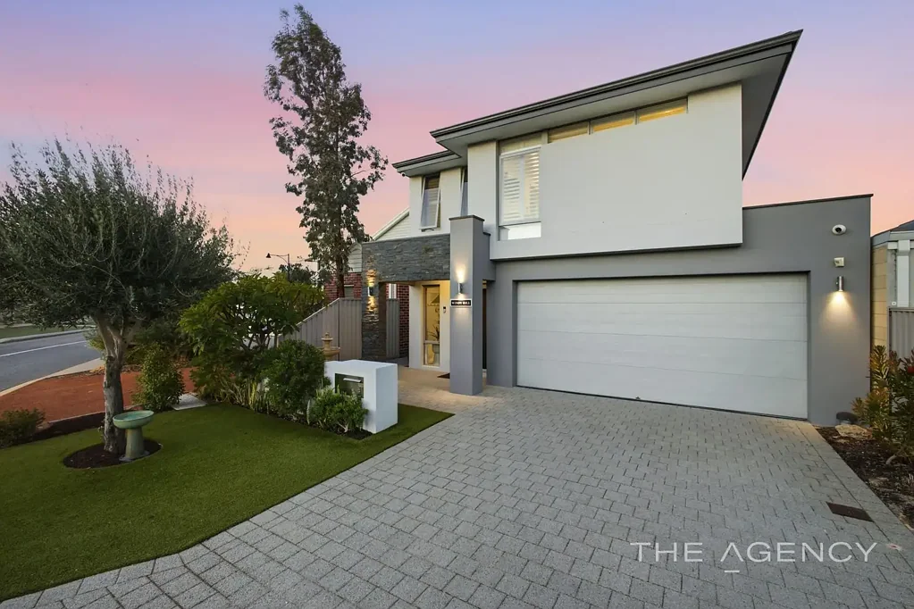 9 Longford Road, Beaconsfield, WA 6162