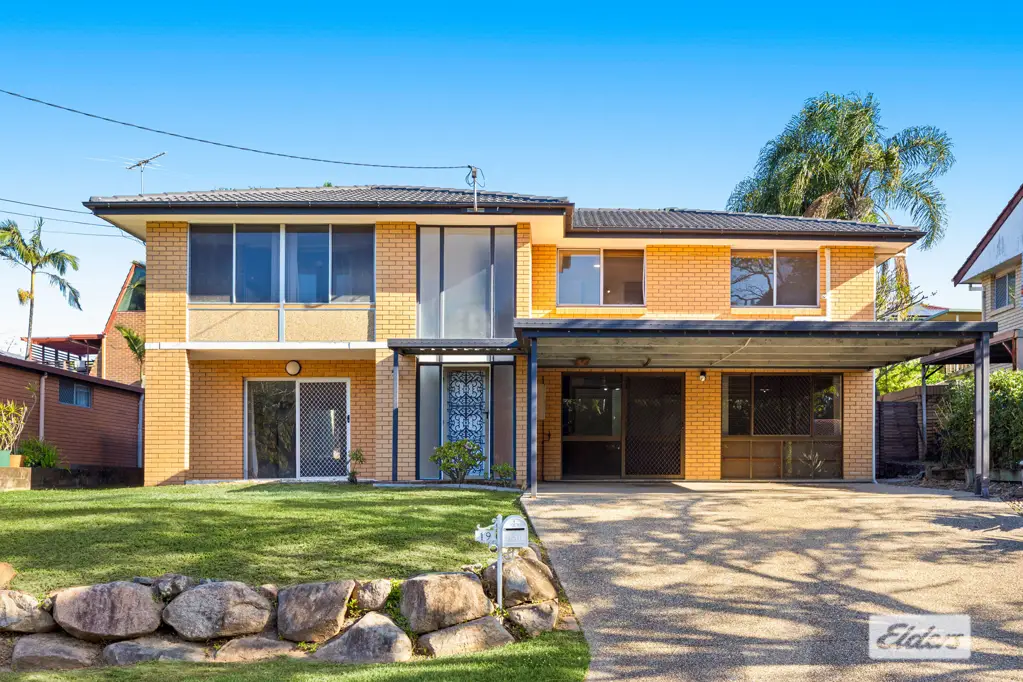 19 Laver Street, Macgregor, QLD 4109