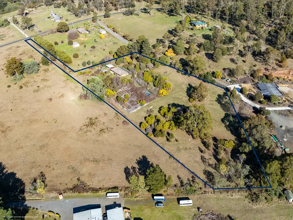 Legana 3ਬੈੱਡਰੂਮ 4 acres in Legana with views!