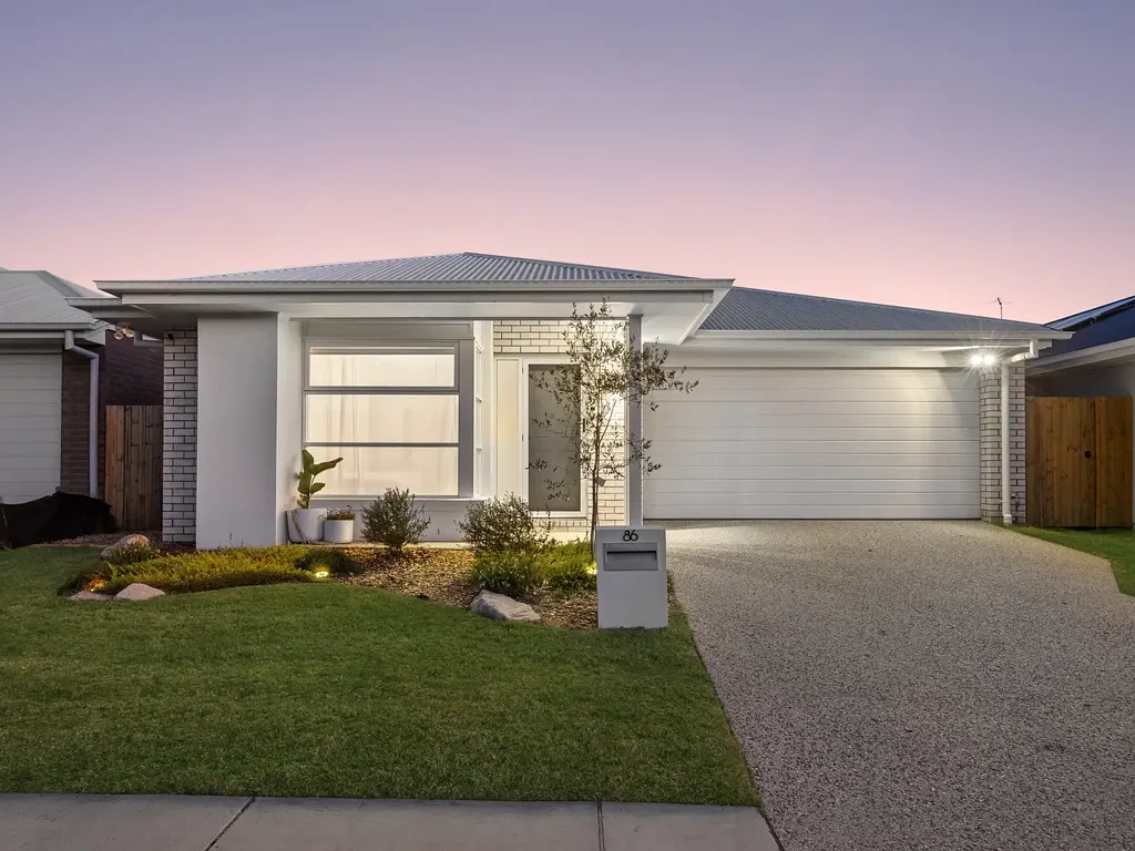 86 Parkland Drive, Walloon, QLD 4306