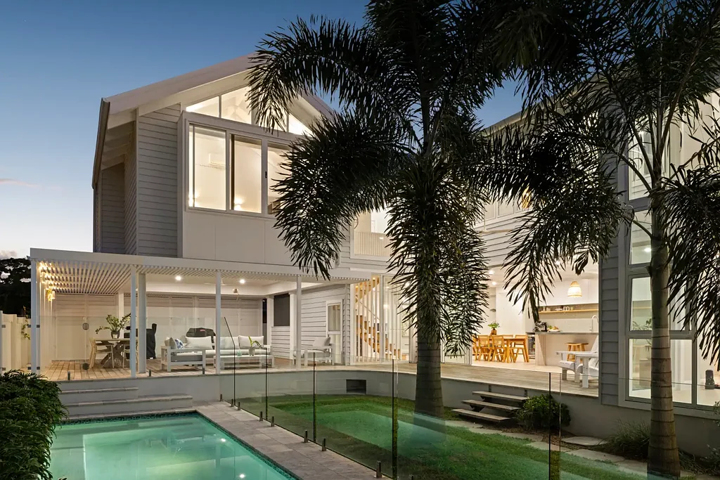 7 Sassifras Street, Mudjimba, QLD 4564