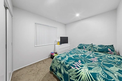 Beautiful Family Home Ã¢ÂÂ 3 Bedrooms  2 Bathrooms  Securely Fenced Section