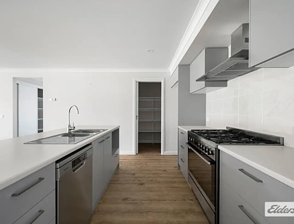 62 Albert Road, Chiltern, VIC 3683, 4 Kuwarto, 2 Banyo, House