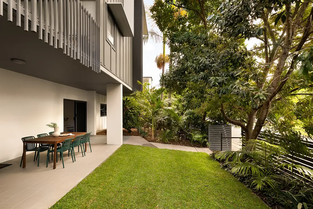 Newmarket 3कमरा Huge Ground Floor Apartment - NE Couryard with Private Access