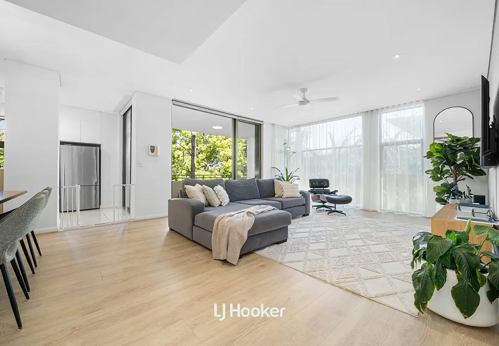 Pymble 3બેડરૂમ Spacious & Leafy Sanctuary with Exceptional Privacy and Convenience