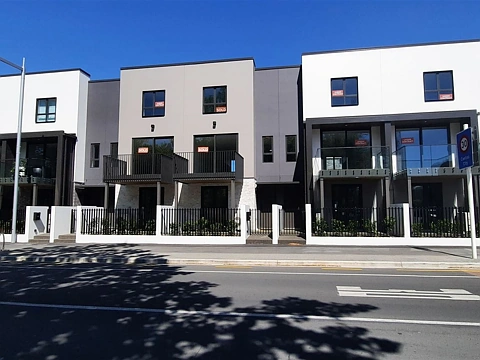 City Mews House Over Looking Latimer Square