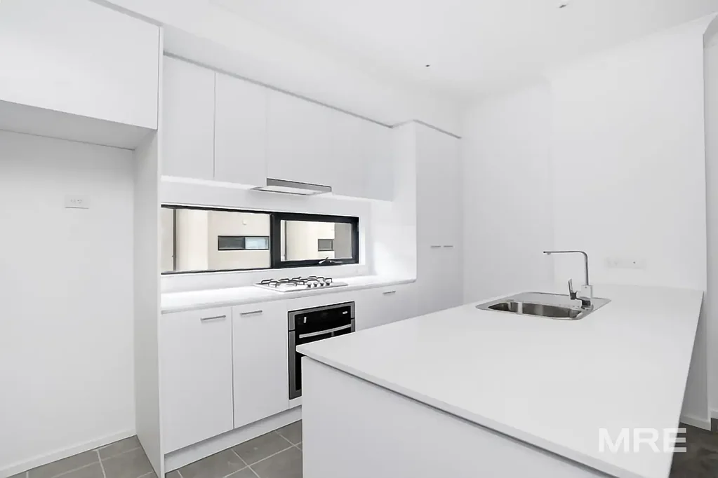 3 bedroom & low maintenance
