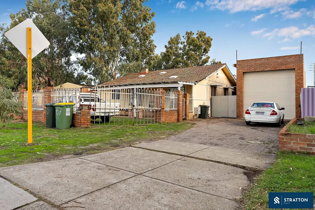 East Cannington 3房  3-Bedroom House on 759sqm Block with Central Zoning & Development Potential in Prime Cannington Location!!