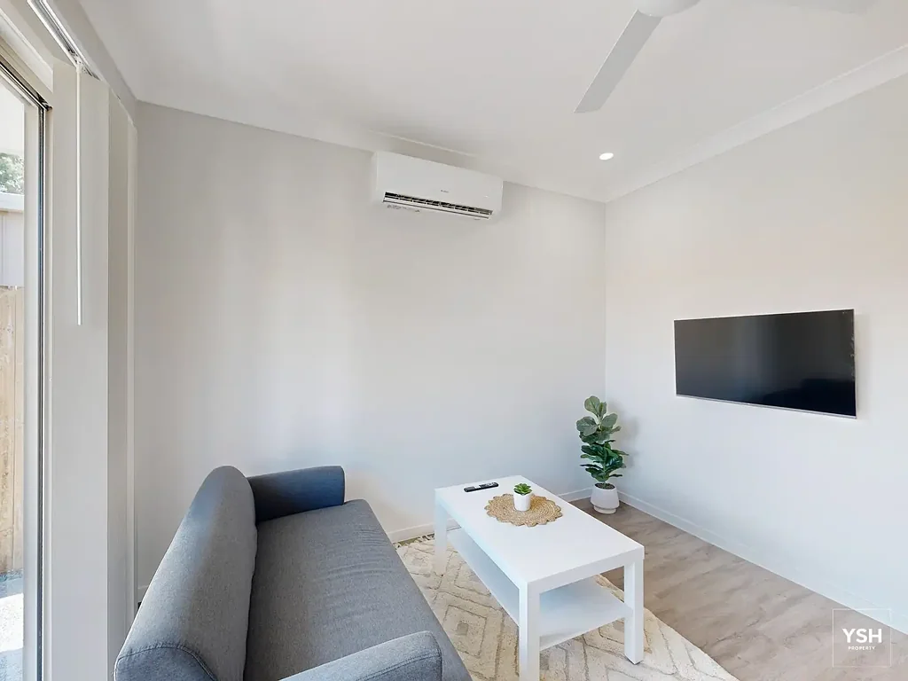 Fully furnished one-bedroom apartments with electricity, NBN, water included! Available Now!