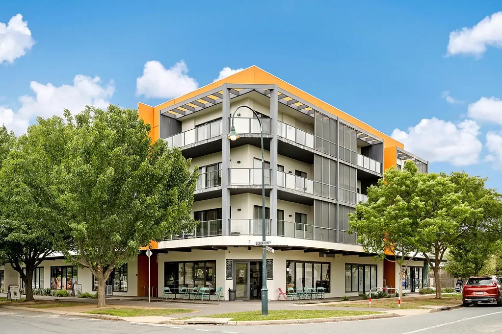 Gungahlin 2ห้องนอน Sun-Filled Apartment in Prime Gungahlin Location!