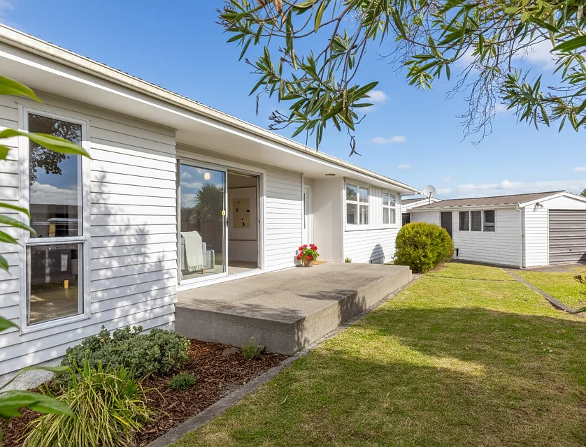 12 Allenby Street, Masterton, 3 Kuwarto, 1 Banyo, House