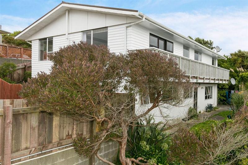 28 Jane Grove, Paparangi, Wellington, 6 rūma, 0 rūma horoi