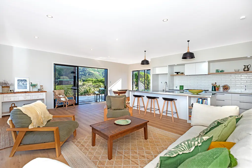 Mahia 3બેડરૂમ Brand new in Blue Bay, the gateway to Māhia!
