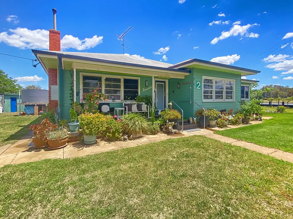 Narrandera 3Zimmer LIFESTYLE WITH SUBDIVISION POTENTIAL