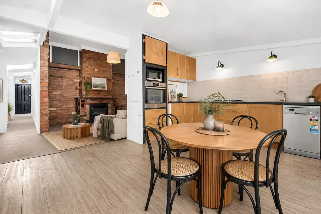 Two-Bedroom Home in Williamstown