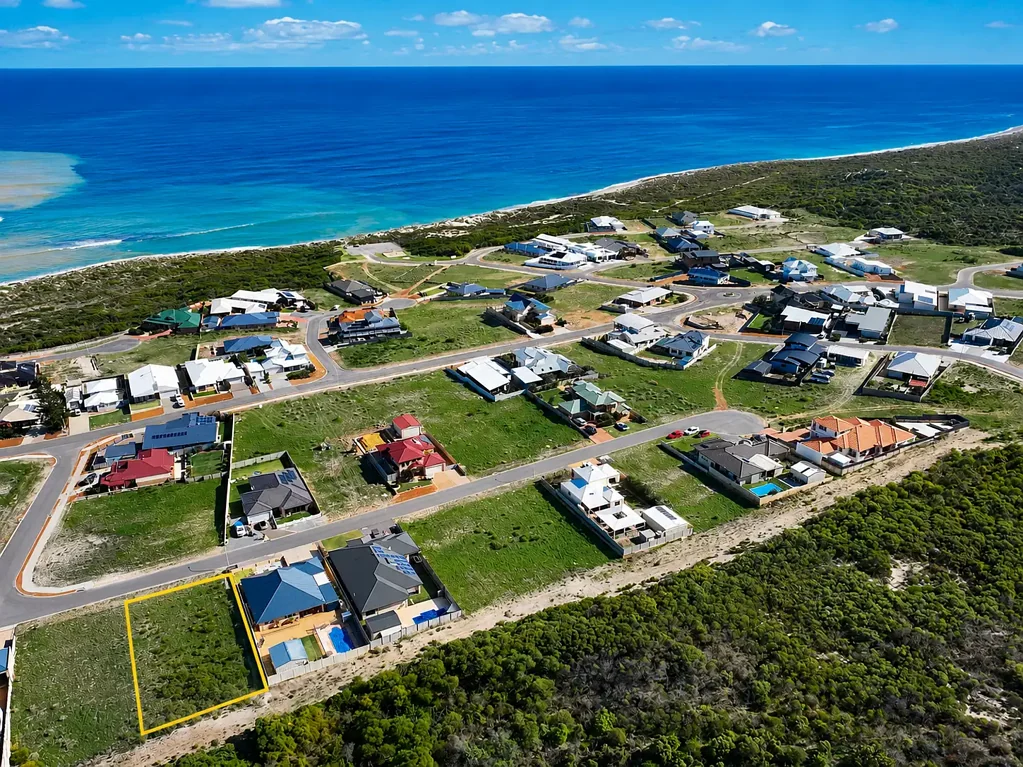 Dongara Elevated Coastal Block with Ocean Views in Dongara