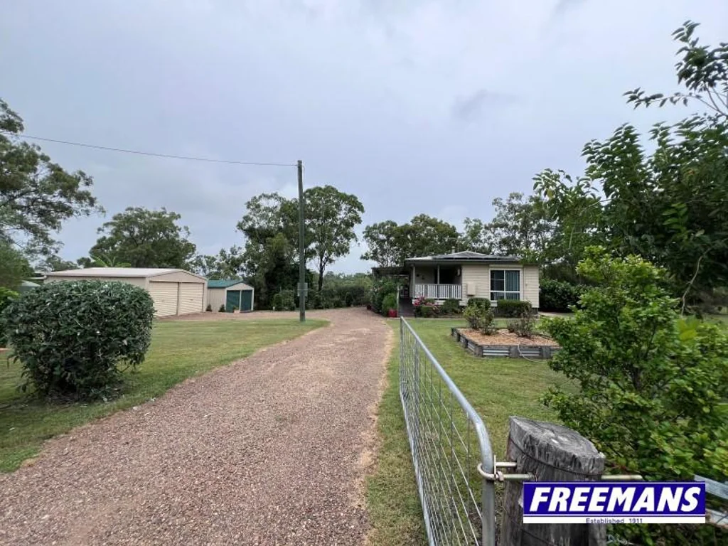 122 Lilian Avenue, Ellesmere, QLD 4610