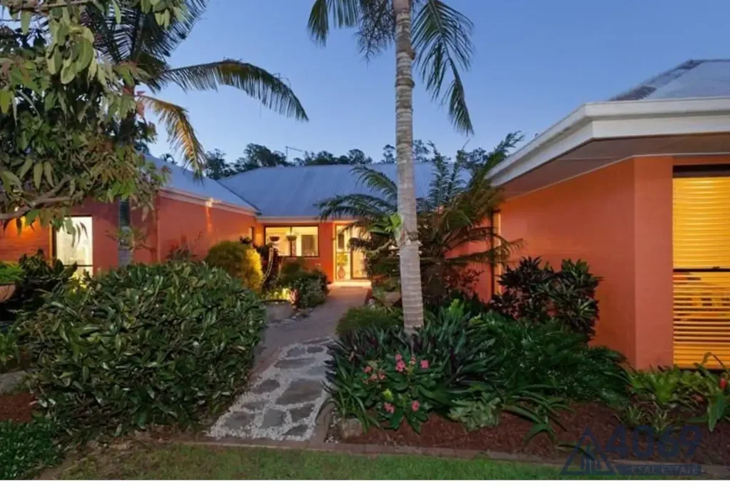 Stunning Home Overlooking Beautiful Parkland