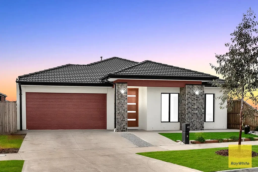 Tarneit 4 Bedroom Modern Family Living with Space, Style & Comfort