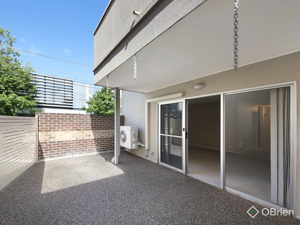 Oakleigh 2कमरा Ground Floor w/ Entertainer's Courtyard