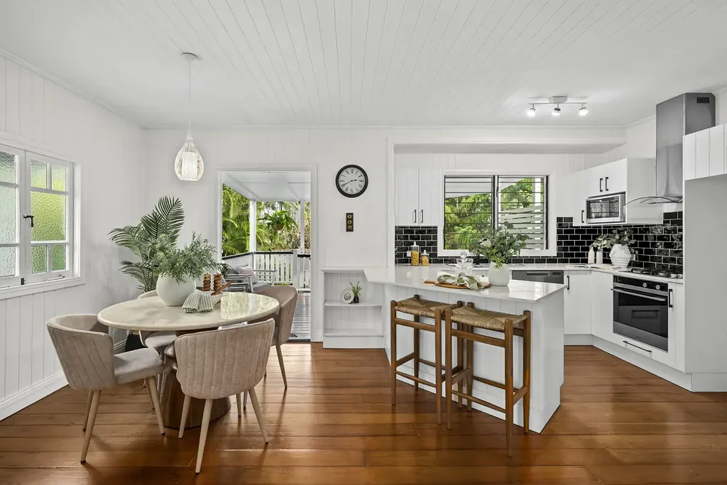 Morningside 5Phòng ngủ URGENT SALE. MUST BE SOLD. ALL OFFERS CONSIDERED. CONTACT AGENT.