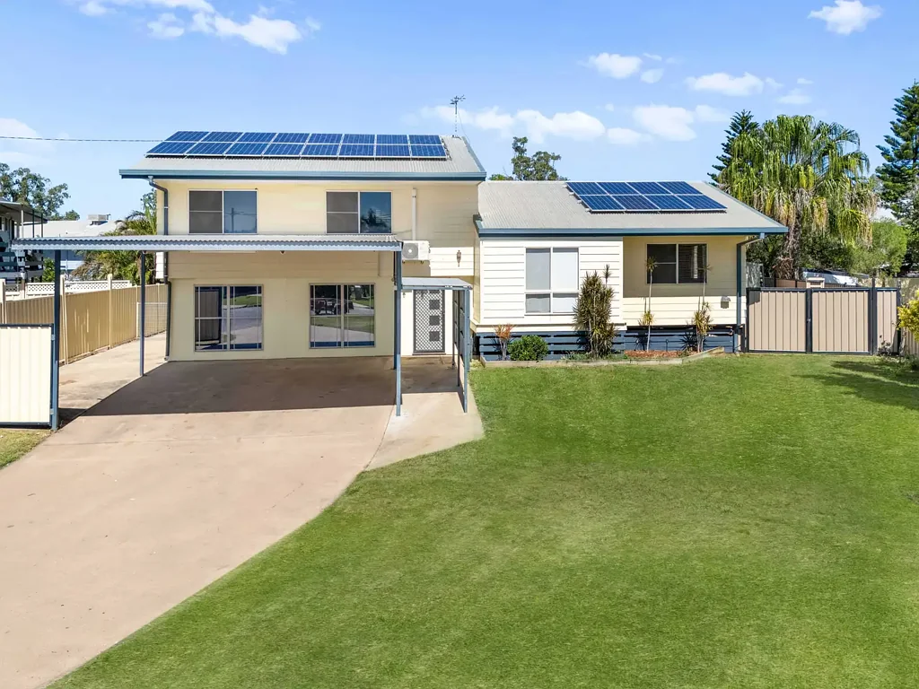 6 Hass Place, Emerald, QLD 4720