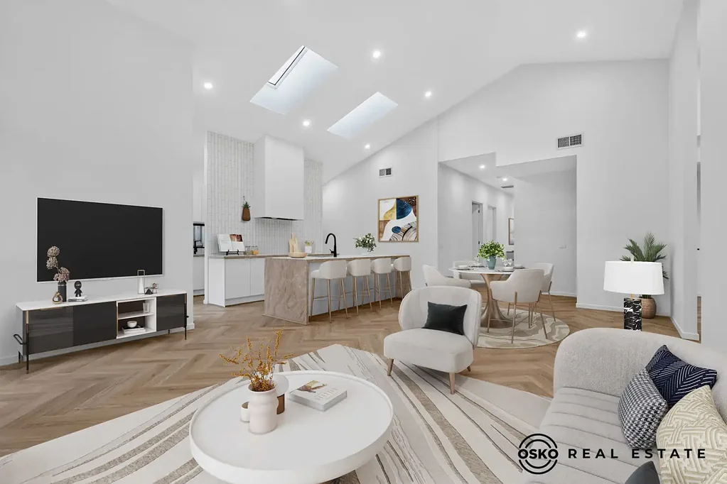 Deanside 5બેડરૂમ Architectural Elegance on  400sqm | Brand-New Luxury Family Home with Display Home Appeal
16 Wilmington Street, Deanside VIC 3336