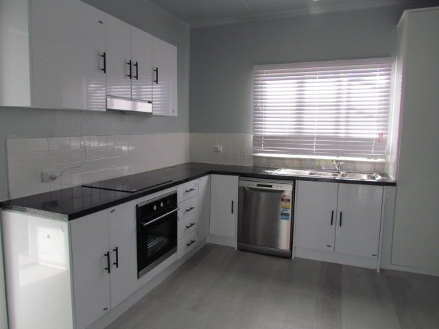 18 SPRING ST, EAST IPSWICH QLD 4305, 0房, 0浴, Flat