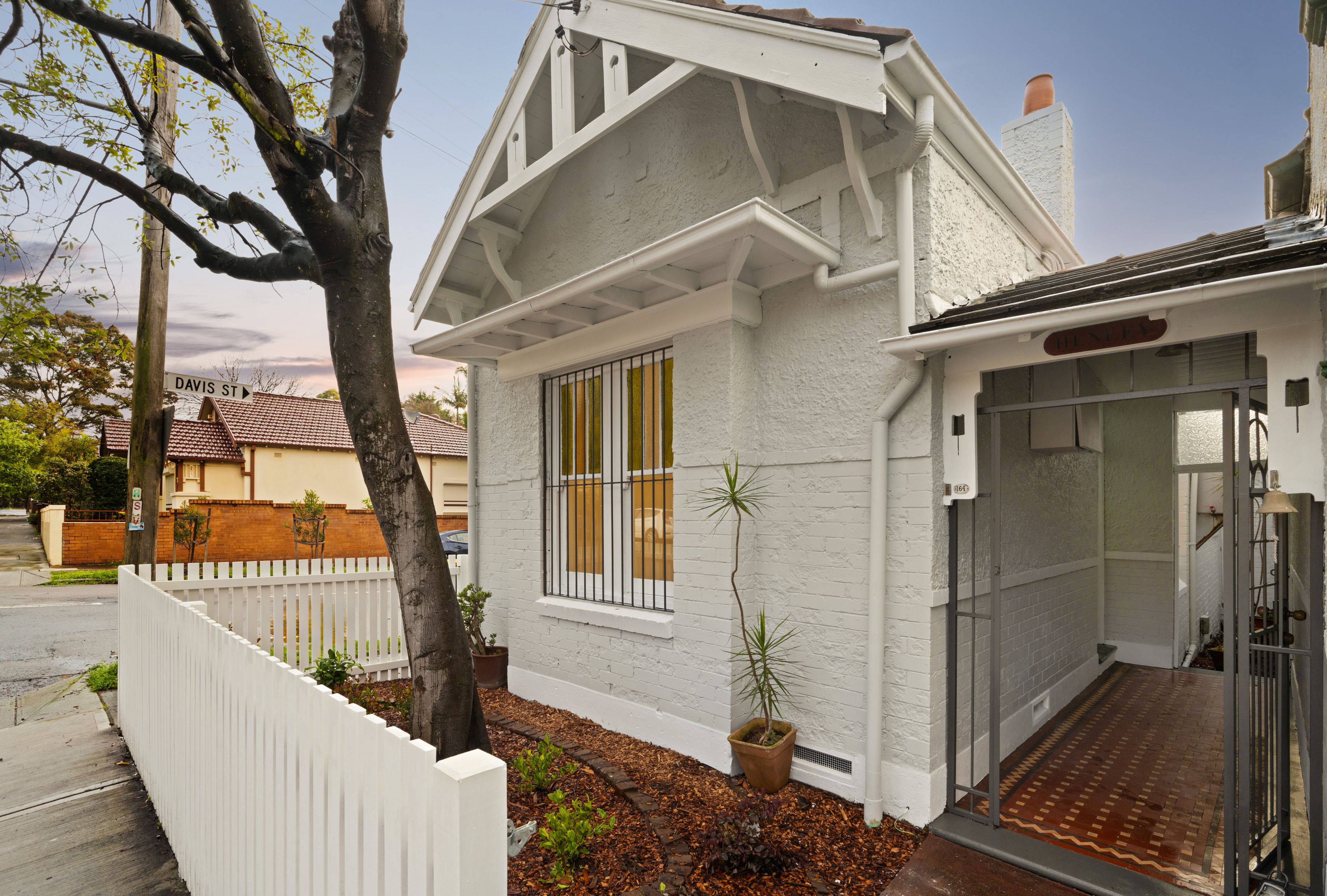 164 DENISON RD, DULWICH HILL NSW 2203, 0 Kuwarto, 0 Banyo, House