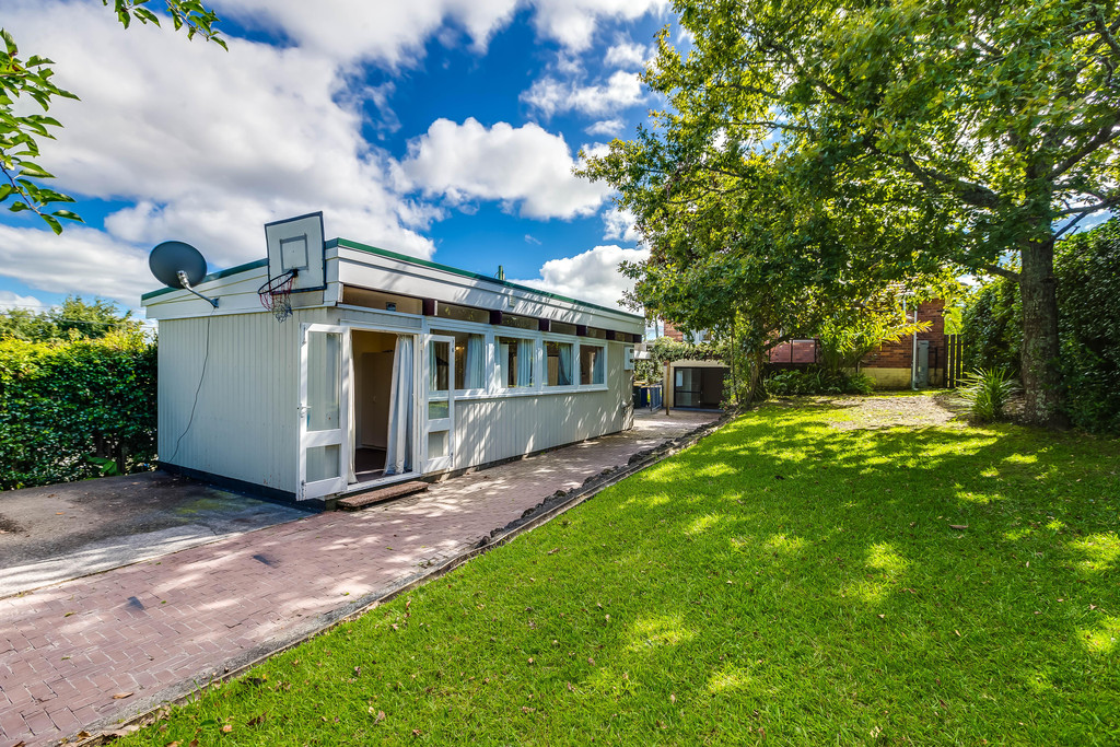 15 Awaroa Road, Sunnyvale, Auckland - Waitakere, 3 rūma, 0 rūma horoi