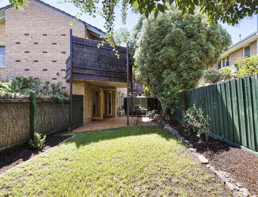 1/8 Hartington Street, Kew, VIC 3101, 2 Bedrooms, 1 Bathrooms, Apartment