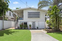 53 Dolphin Avenue, Mermaid Beach