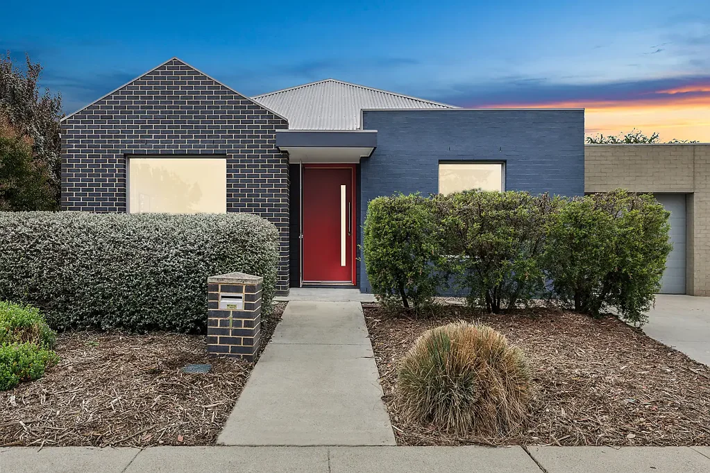 1 Eric Wright Street, Forde, ACT 2914