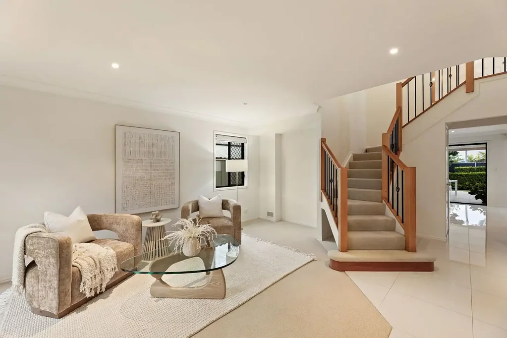 Carindale 5 Bedroom Immaculate Five-Bedroom Home On Prime 701sqm Allotment In The Mansfield SHS Catchment