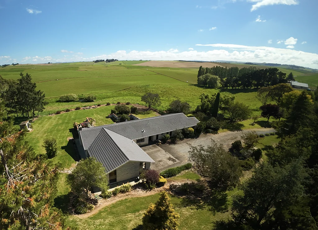Oamaru 4房  Big Home. Big Shed. Big Lifestyle.