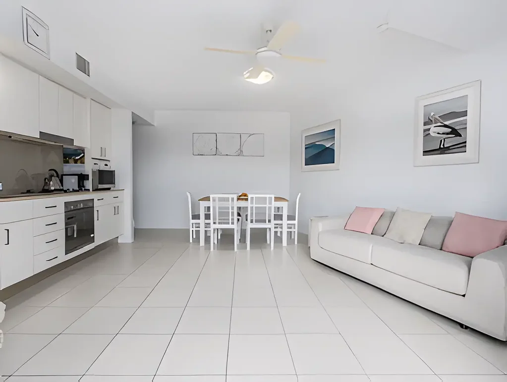 Coastal Escape I Fully Furnished I Flexible 1–3 Month Stay