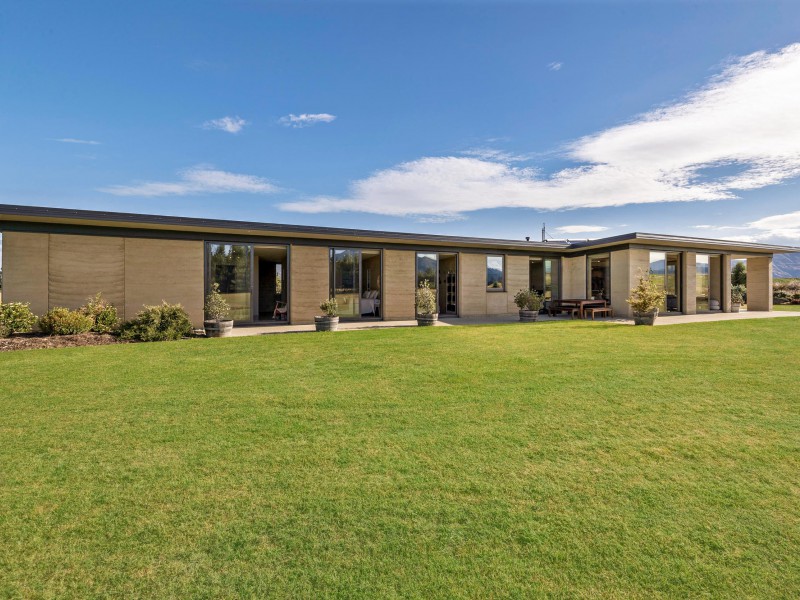 197 Loess Lane, Hawea Flat, Queenstown Lakes, 4 chambres, 3 salles de bain