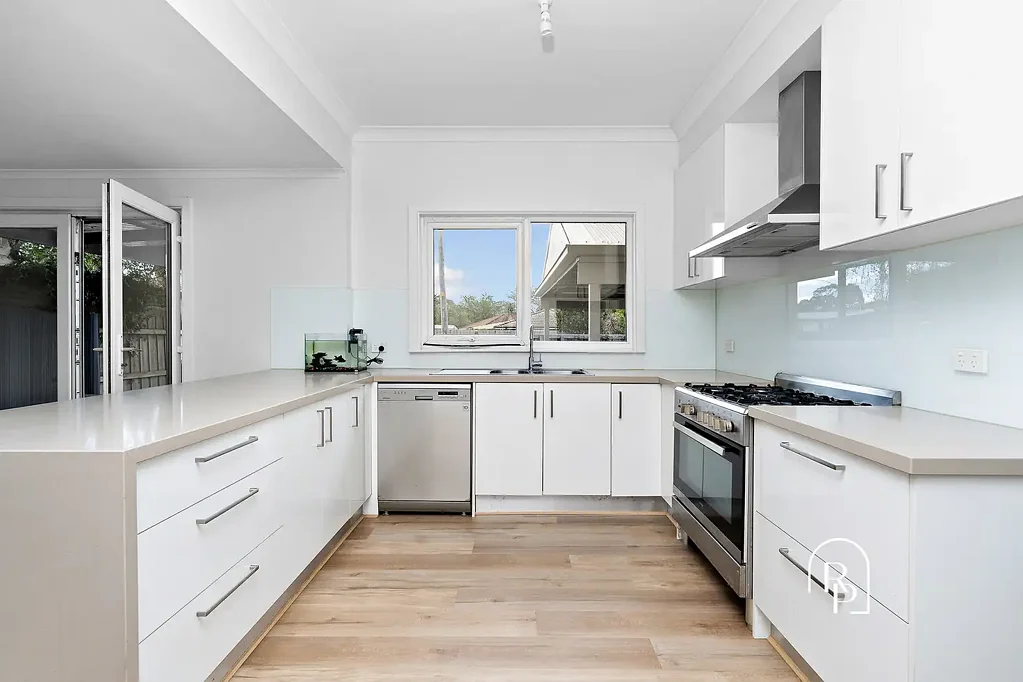 94 Lorimer Street, Crib Point, VIC 3919