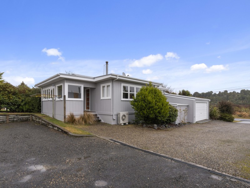 12 Ward Street, National Park, Ruapehu, 4房, 2浴