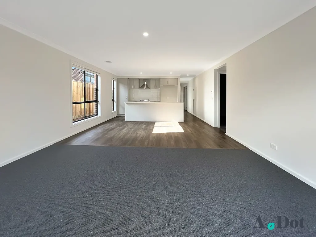 Stunning Four-Bedroom Residence in Manbourin's Premier Estate