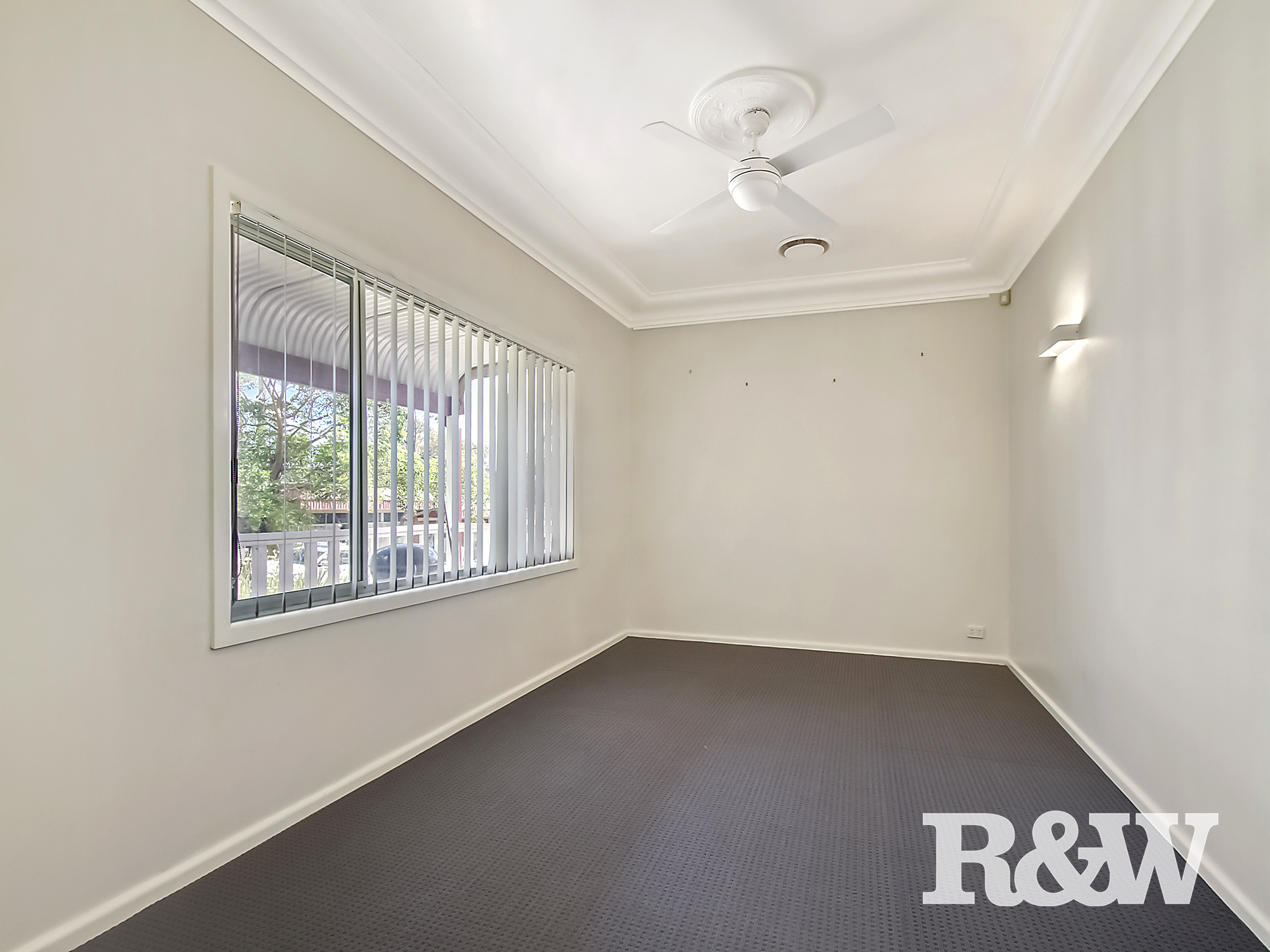 12 EVANS RD, ROOTY HILL NSW 2766, 0 chambres, 0 salles de bain, House