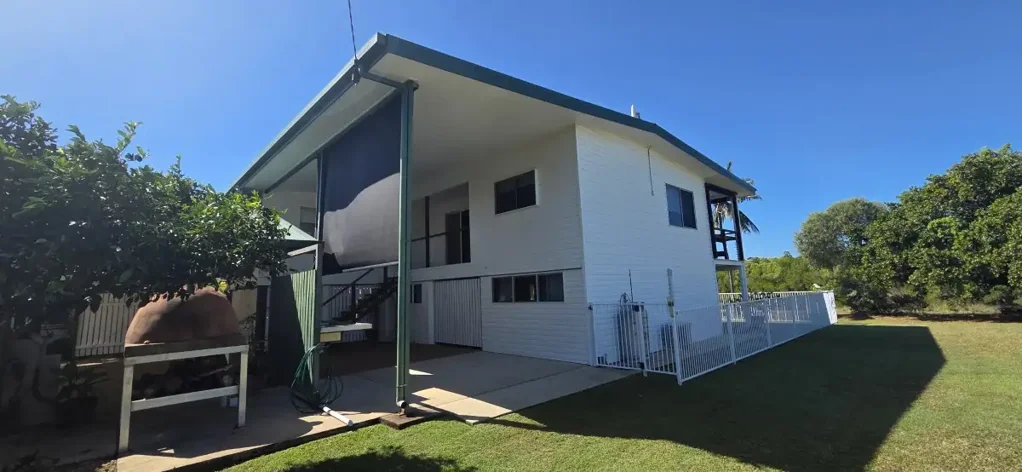 Taylors Beach 3Moenga JUST WOW - LARGELY RENOVATED BEACH HOME!