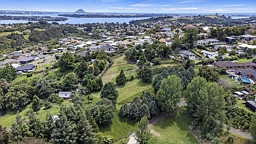 8 Flight Valley Way, Welcome Bay