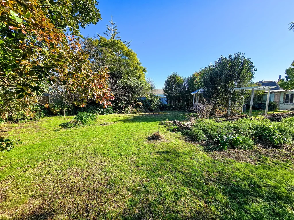 Iba Pa - Address Withheld, Thames, Thames-Coromandel, Waikato