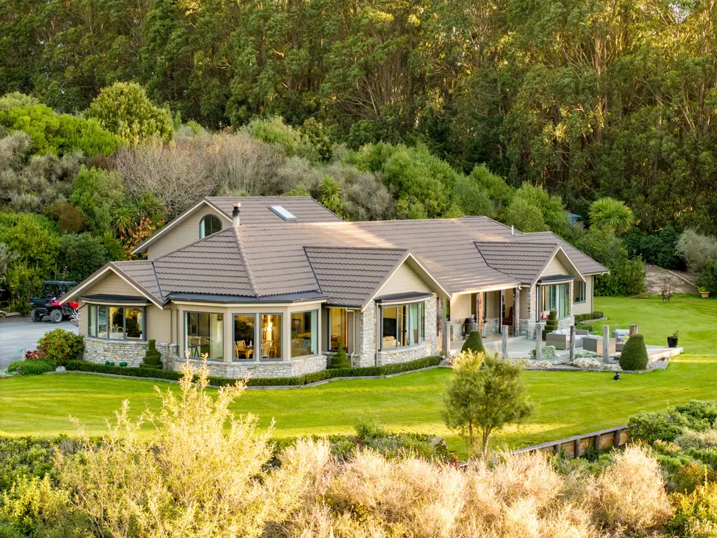 Palmerston 5ਬੈੱਡਰੂਮ Modern Elegance Meets Rural Serenity