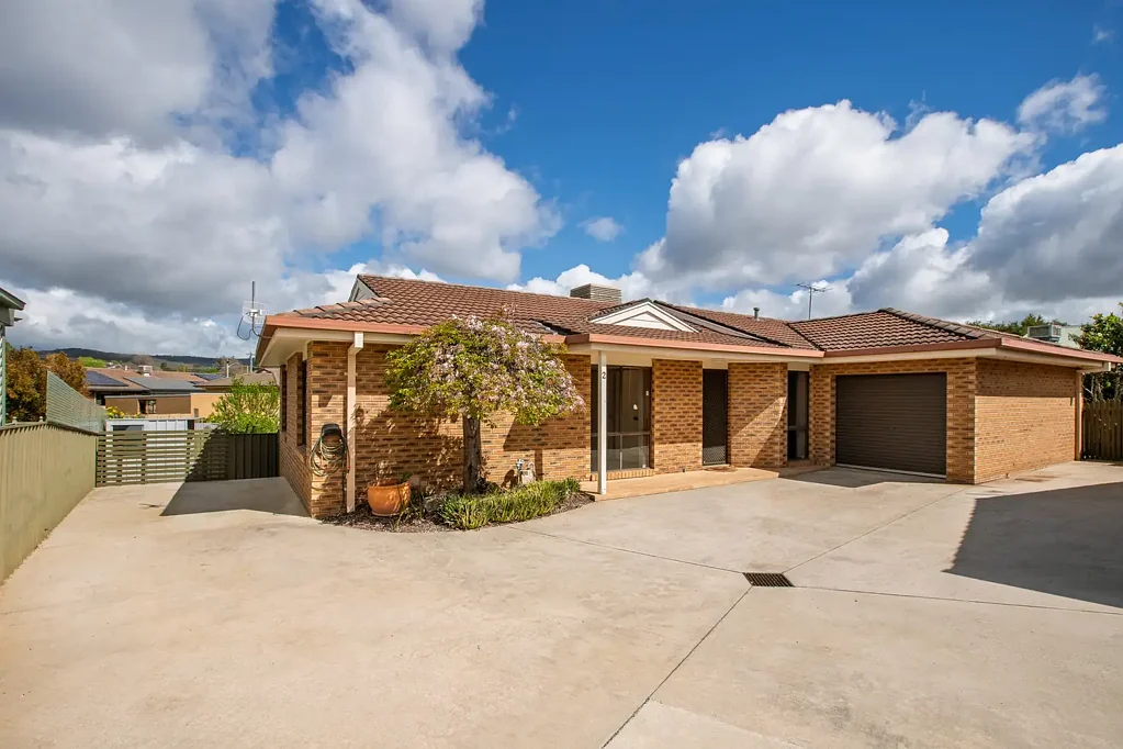 2/8 John Court, North Albury, NSW 2640