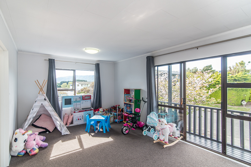 13 Pitoitoi Street, Otaihanga, Kapiti Coast, 4 chambres, 2 salles de bain