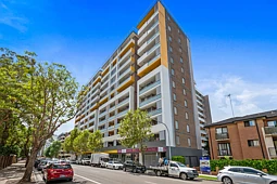 42/6-14 Park Road, Auburn