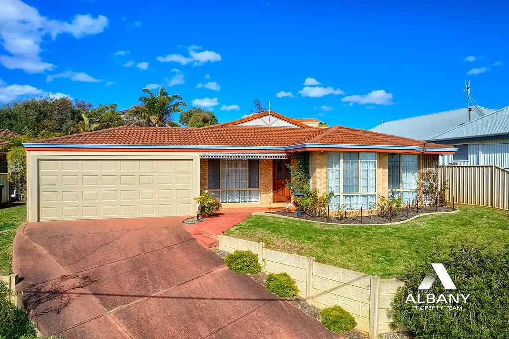 32 Premier Circle, Spencer Park, WA 6330