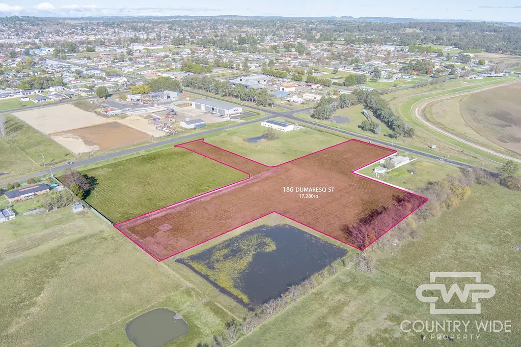 Glen Innes  1.728 Hectares Commercial Land